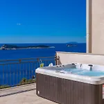 Mrkan 2 * Cavtat