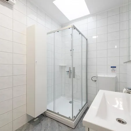 Apartment Mrkan 2 *